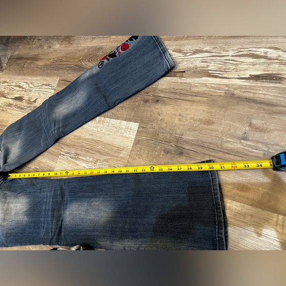 Cowgirl Tuff Wild & Free Jeans 28/33 - Picture 8 of 9